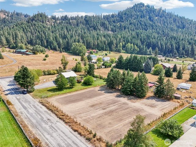 18527 Hazel Street, Leavenworth, WA 98826