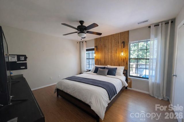 5812 Stone Bluff Court, Charlotte, NC 28214