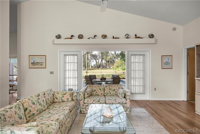 631 E Liberty Street, Hernando, FL 34442