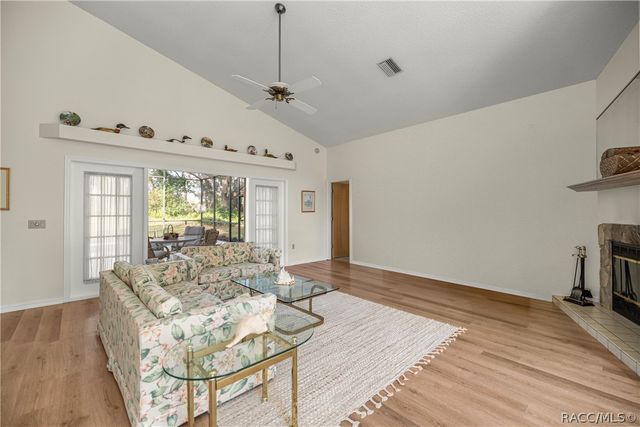 631 E Liberty Street, Hernando, FL 34442