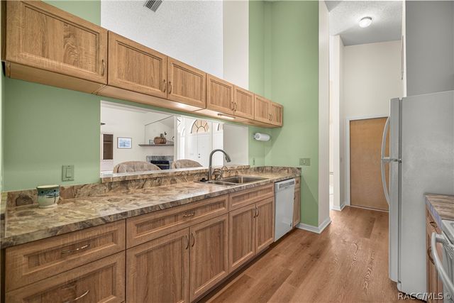 631 E Liberty Street, Hernando, FL 34442