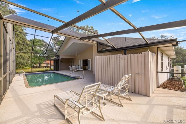 631 E Liberty Street, Hernando, FL 34442
