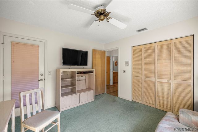631 E Liberty Street, Hernando, FL 34442