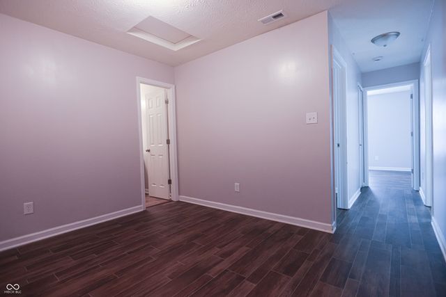 950 Amesbury Court, Indianapolis, IN 46217