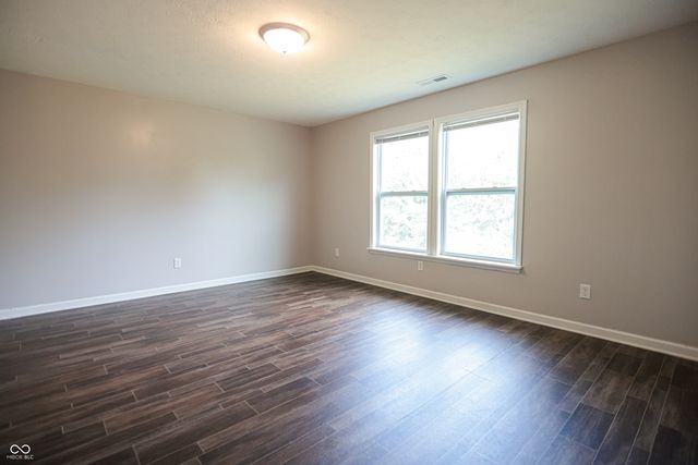 950 Amesbury Court, Indianapolis, IN 46217
