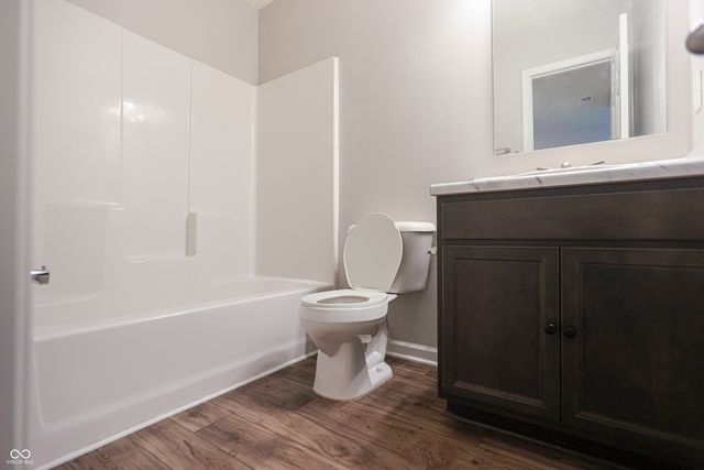 950 Amesbury Court, Indianapolis, IN 46217