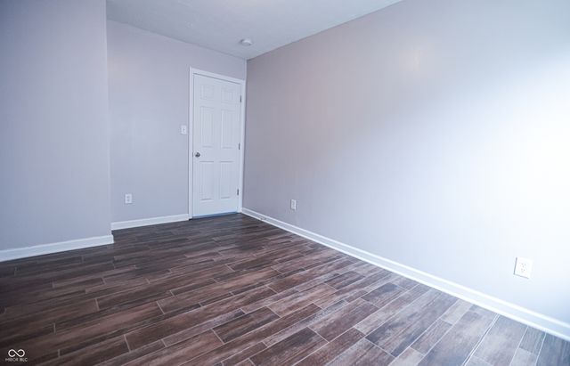 950 Amesbury Court, Indianapolis, IN 46217