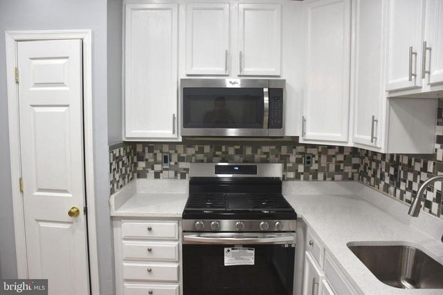 1721 BARNETT CT, Severn, MD 21144