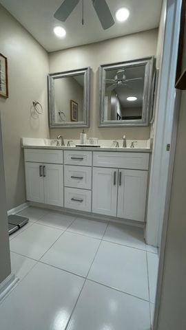 10140 S 44TH Drive S 372, Boynton Beach, FL 33436