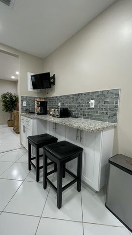 10140 S 44TH Drive S 372, Boynton Beach, FL 33436