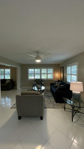 10140 S 44TH Drive S 372, Boynton Beach, FL 33436