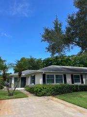 10140 S 44TH Drive S 372, Boynton Beach, FL 33436