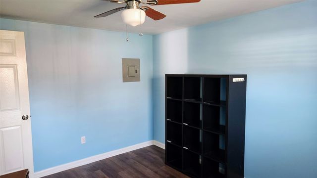 3852 Avra Circle, Granbury, TX 76048