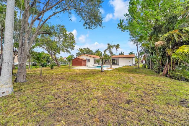 4700 SW 110th Ave, Davie, FL 33328