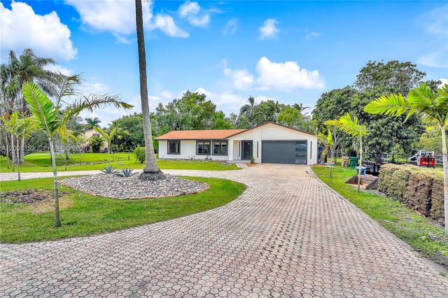 4700 SW 110th Ave, Davie, FL 33328