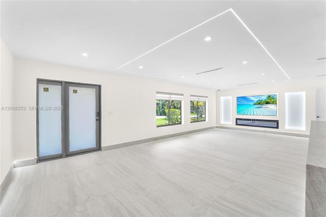 4700 SW 110th Ave, Davie, FL 33328