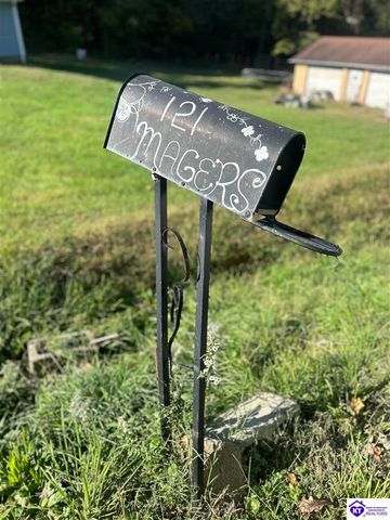 121 Magers Drive, Elizabethtown, KY 42701