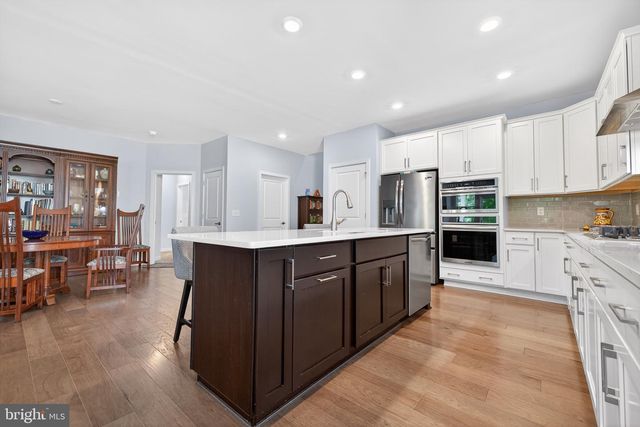 22 HERON LN, Coatesville, PA 19320