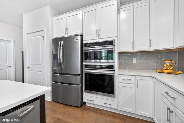 22 HERON LN, Coatesville, PA 19320