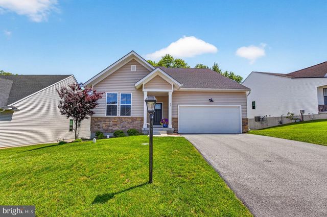 22 HERON LN, Coatesville, PA 19320