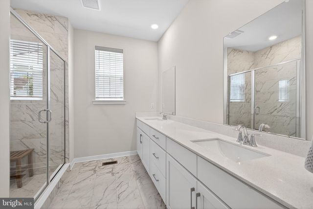 22 HERON LN, Coatesville, PA 19320