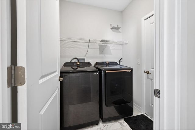 22 HERON LN, Coatesville, PA 19320