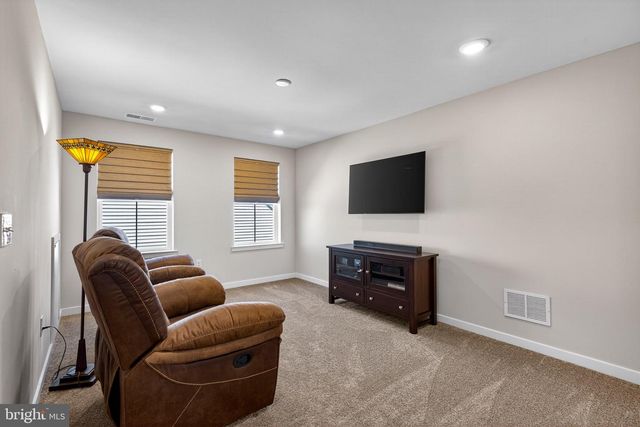 22 HERON LN, Coatesville, PA 19320