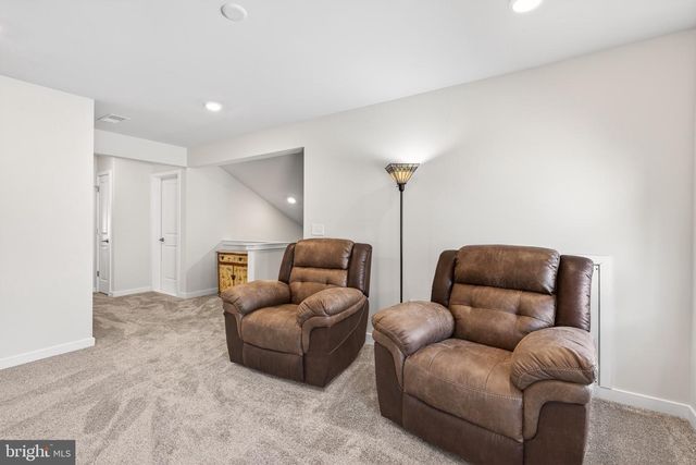 22 HERON LN, Coatesville, PA 19320