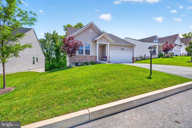 22 HERON LN, Coatesville, PA 19320