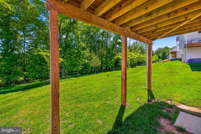22 HERON LN, Coatesville, PA 19320