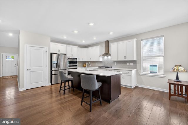 22 HERON LN, Coatesville, PA 19320