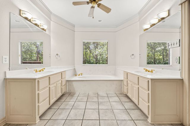 1207 Valley Trail, Heath, TX 75032