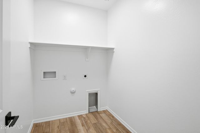 19015 W MARYLAND Avenue, Waddell, AZ 85355