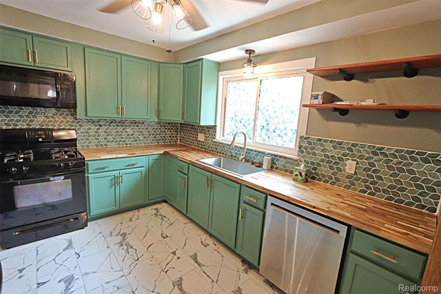 18785 Dale Avenue, Allen Park, MI 48101