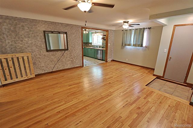 18785 Dale Avenue, Allen Park, MI 48101