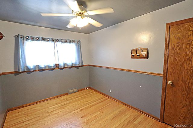 18785 Dale Avenue, Allen Park, MI 48101
