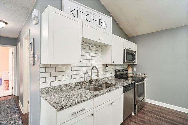 420 Tammery Drive, Tallmadge, OH 44278