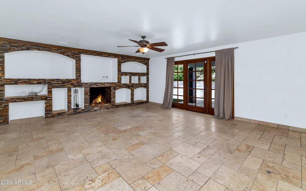 Image 10 of property listing at 5850 E KATHLEEN Road, Scottsdale, AZ 85254