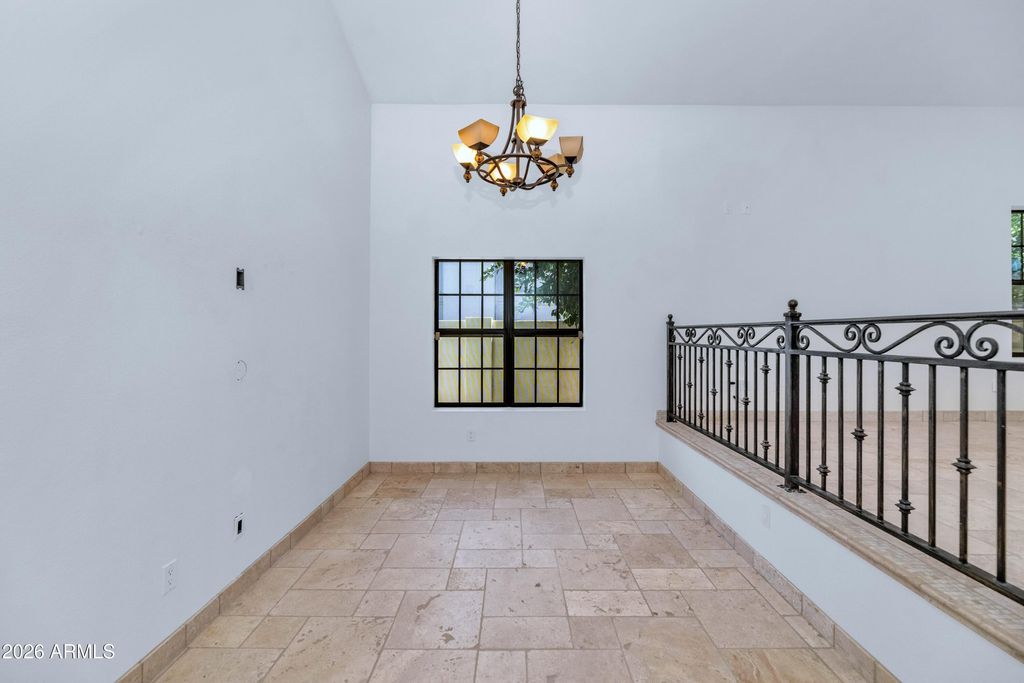 Image 5 of property listing at 5850 E KATHLEEN Road, Scottsdale, AZ 85254