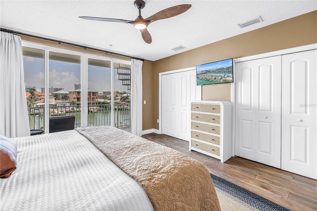 161 BRIGHTWATER DRIVE 6, Clearwater Beach, FL 33767