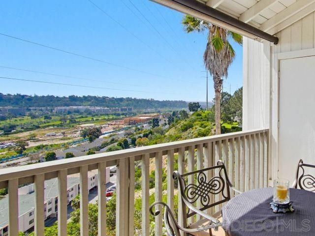 1366 Camino Lujan, San Diego, CA 92111