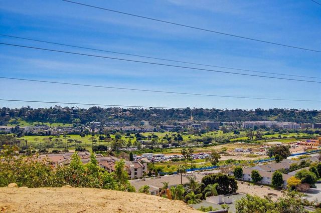 1366 Camino Lujan, San Diego, CA 92111