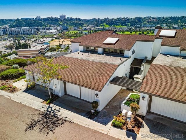 1366 Camino Lujan, San Diego, CA 92111