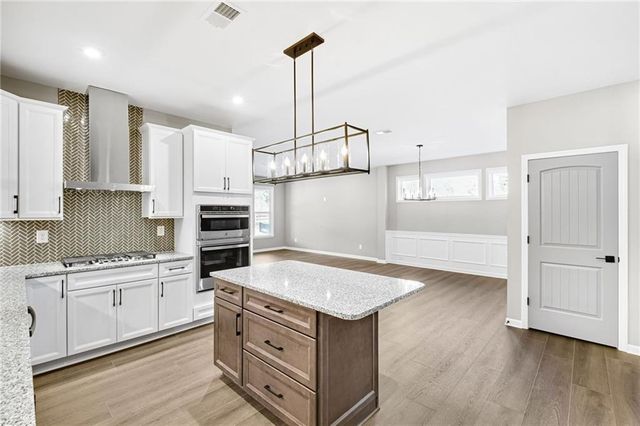 112 Laurel Farms Lane, Dallas, GA 30157