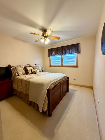 6056 W 60th Street, Chicago, IL 60638