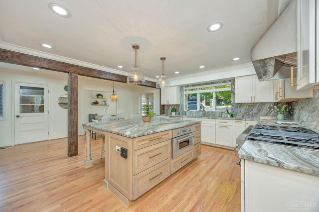 7708 Creekwood Lane, Amberley, OH 45237
