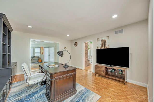 7708 Creekwood Lane, Amberley, OH 45237