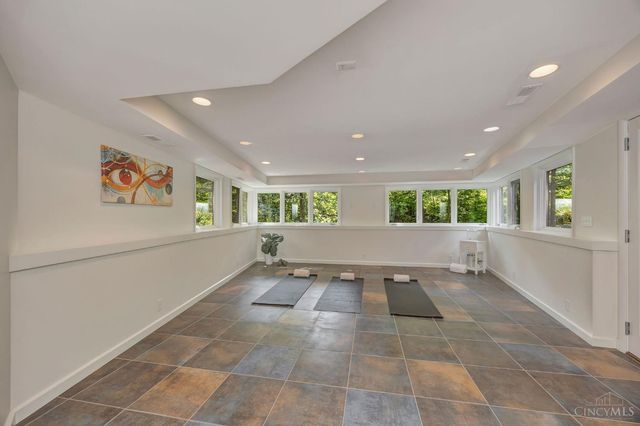 7708 Creekwood Lane, Amberley, OH 45237