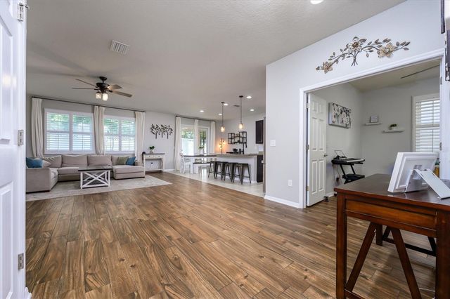 32698 WINDELSTRAW DRIVE, Wesley Chapel, FL 33545