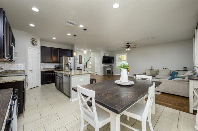 32698 WINDELSTRAW DRIVE, Wesley Chapel, FL 33545